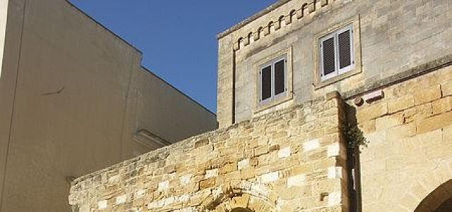 Portico dei Cavalieri Templari