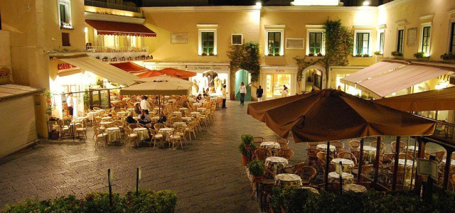 Piazzetta (Piazza Umberto I)