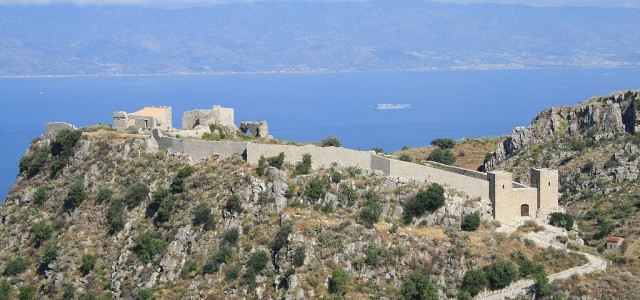 Castello di Santo Niceto (o Sant'Aniceto)