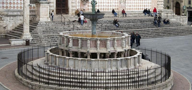 Fontana Maggiore