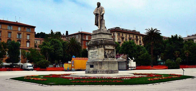 Piazza Cavour