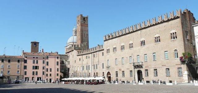 Piazza Sordello