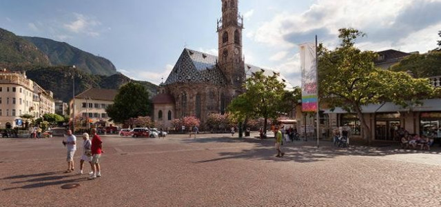 Piazza della Parrocchia