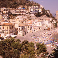 Immagine descrittiva - BY Di Salvatore Lombardi - Daniele Lombardi, CC BY-SA 3.0, https://commons.wikimedia.org/w/index.php?curid=16984986 Immagine descrittiva - BY Di Salvatore Lombardi - Daniele Lombardi, CC BY-SA 3.0, https://commons.wikimedia.org/w/index.php?curid=16984986