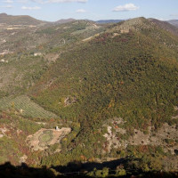 Veduta panoramica Bosco di San Francesco, Assisi, FAI-Fondo Ambientale Italiano; jpg; 5616 pixels; 3744 pixels