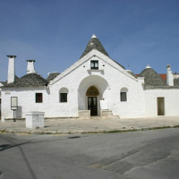 TRULLO SOVRANO TRULLO SOVRANO