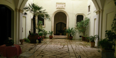 Palazzo De Castro  