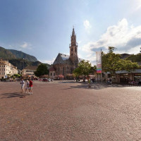 Immagine descrittiva - http://static.arounder.com/files/cities/70/Bolzano.jpg Immagine descrittiva - http://static.arounder.com/files/cities/70/Bolzano.jpg