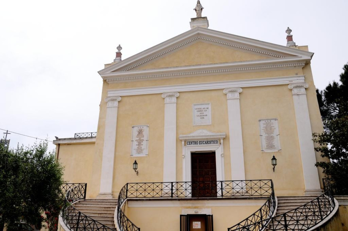 Basilica Santa Maria Ad Nives Copertino