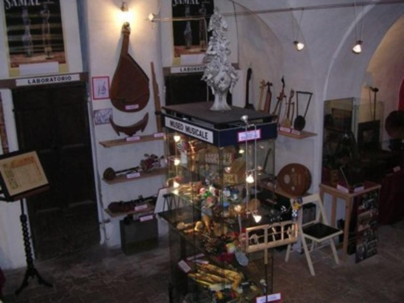 Brescia, Museo Strumenti Musicali Liuteria Bresciana