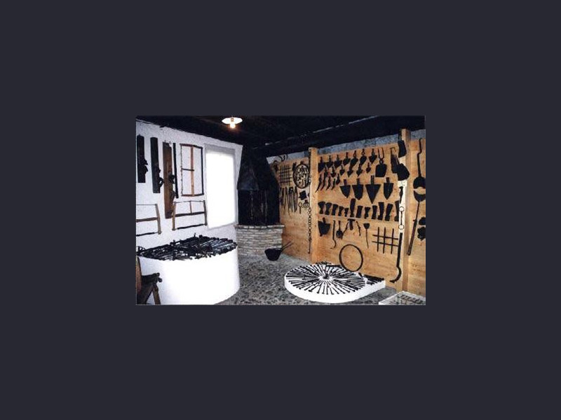 Immagine descrittiva - http://www.bornoturismo.it/wp-content/uploads/museo_ossimo.jpg Immagine descrittiva - http://www.bornoturismo.it/wp-content/uploads/museo_ossimo.jpg