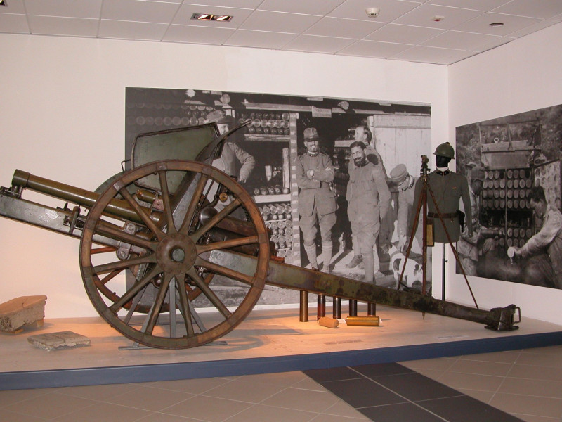 Immagine descrittiva - http://www.adamelloski.com/images/territorio/guerra_bianca/museo-guerra-bianca.JPG Immagine descrittiva - http://www.adamelloski.com/images/territorio/guerra_bianca/museo-guerra-bianca.JPG