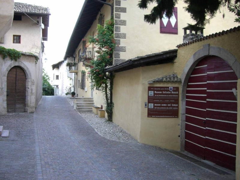 MUSEO UOMO NEL TEMPO MUSEO UOMO NEL TEMPO