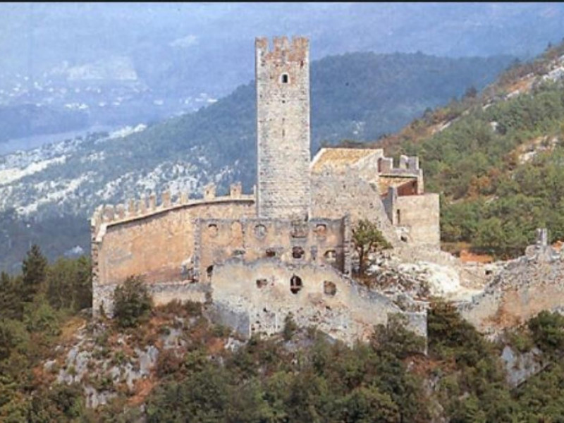 Castel Drena Castel Drena