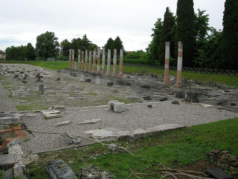 Immagine descrittiva - https://commons.wikimedia.org/wiki/User:Sailko Immagine descrittiva - https://commons.wikimedia.org/wiki/User:Sailko