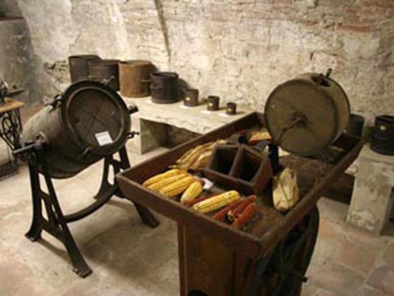 Castel San Giovanni, Museo Etnografico della Val Tidone Castel San Giovanni, Museo Etnografico della Val Tidone