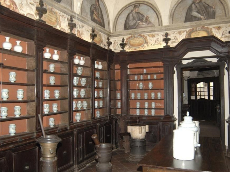 Antica Spezieria di San Giovanni Evangelista  Antica Spezieria di San Giovanni Evangelista Antica Spezieria di San Giovanni Evangelista  Antica Spezieria di San Giovanni Evangelista