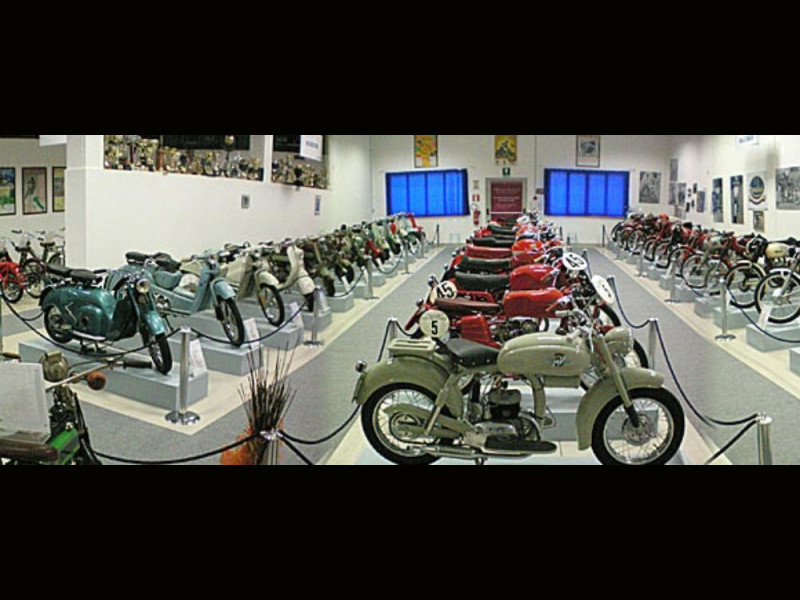 Piccolo museo della moto Piccolo museo della moto