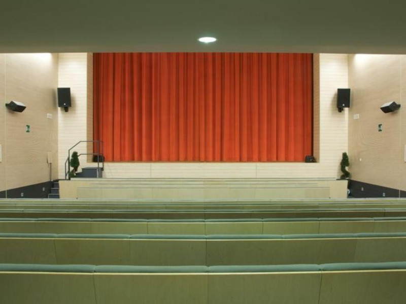 Medolla, Teatro Comunale Weber Facchini