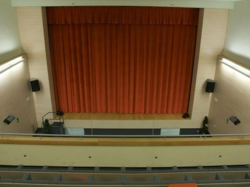 Medolla, Teatro Comunale Weber Facchini