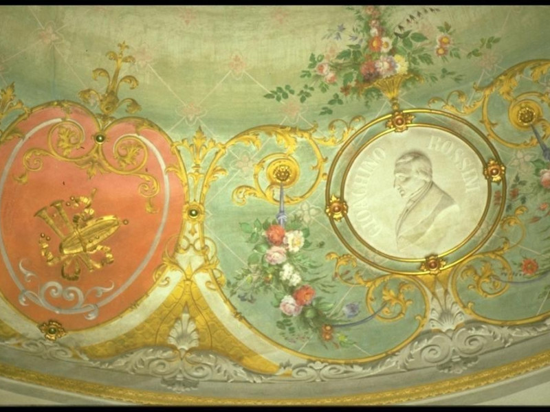 Modena, Teatro Comunale Luciano Pavarotti Modena, Teatro Comunale Luciano Pavarotti