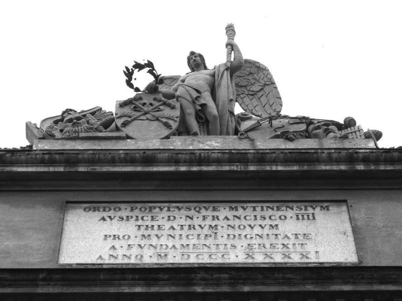 Modena, Teatro Comunale Luciano Pavarotti Modena, Teatro Comunale Luciano Pavarotti