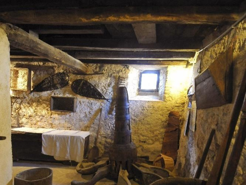 Montese, Raccolta di Cose Montesine