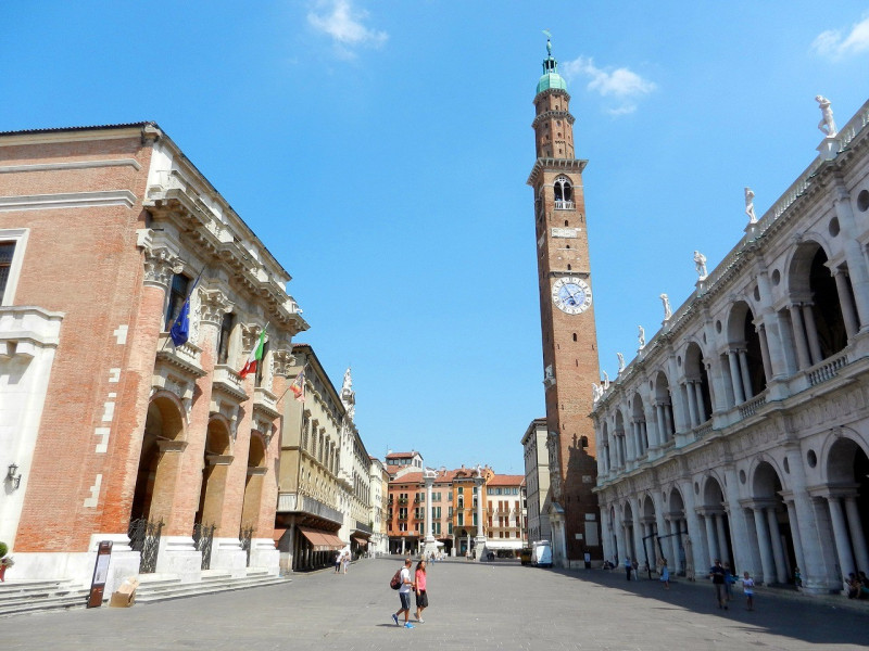Immagine descrittiva - CC BY-SA Di Geobia - Opera propria, CC BY-SA 4.0, https://commons.wikimedia.org/w/index.php?curid=45877485 Immagine descrittiva - CC BY-SA Di Geobia - Opera propria, CC BY-SA 4.0, https://commons.wikimedia.org/w/index.php?curid=45877485