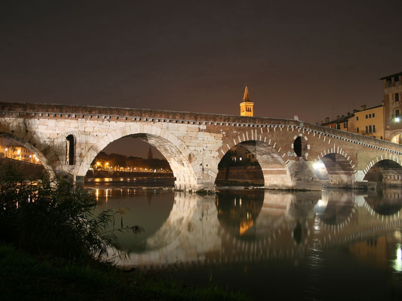 Immagine descrittiva - CC BY-SA Di Jacopo Prisco - Opera propria, CC BY-SA 3.0, https://commons.wikimedia.org/w/index.php?curid=5569744