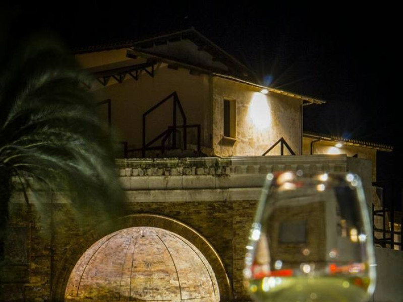 Immagine descrittiva - 