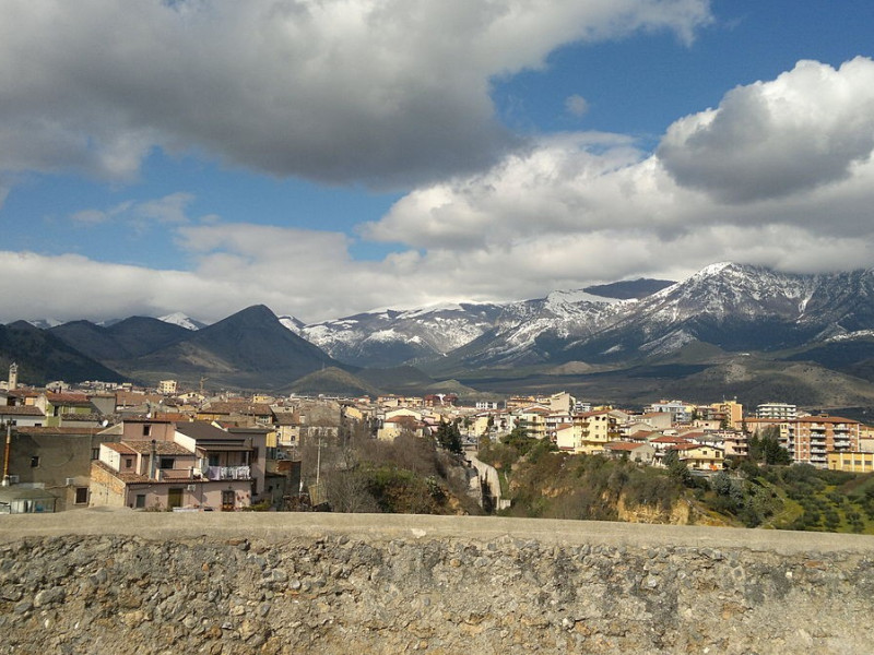 Immagine descrittiva - CC BY-SA Di Martire Domenico - Opera propria, CC BY-SA 3.0, https://commons.wikimedia.org/w/index.php?curid=18645841 Immagine descrittiva - CC BY-SA Di Martire Domenico - Opera propria, CC BY-SA 3.0, https://commons.wikimedia.org/w/index.php?curid=18645841