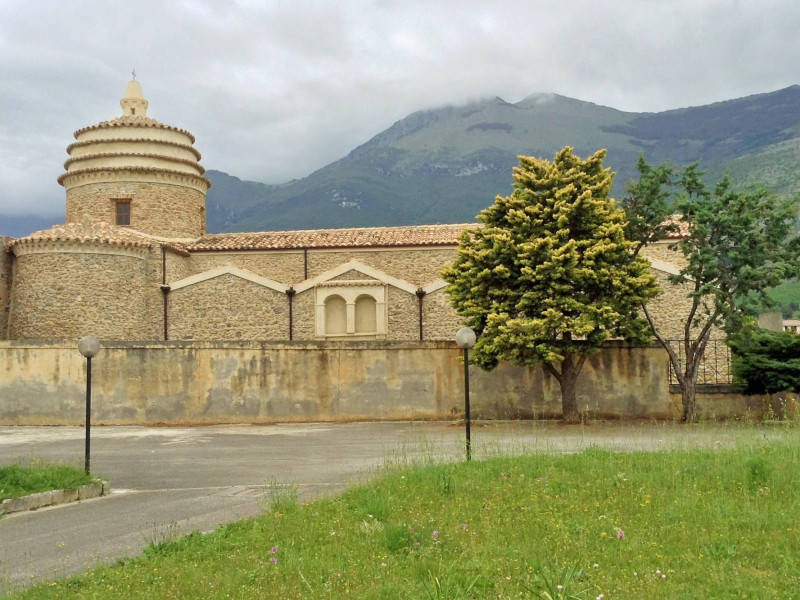 Chiesa di San Pietro Chiesa di San Pietro