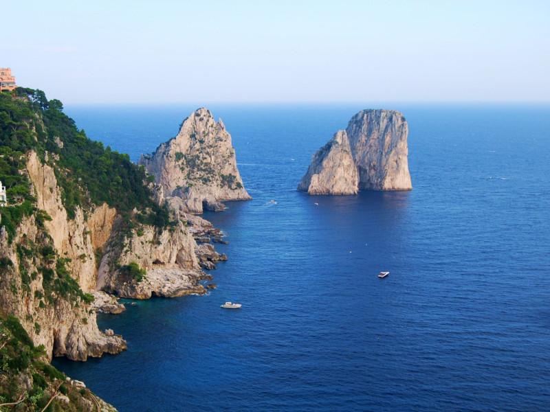 I Faraglioni di capri I Faraglioni di capri