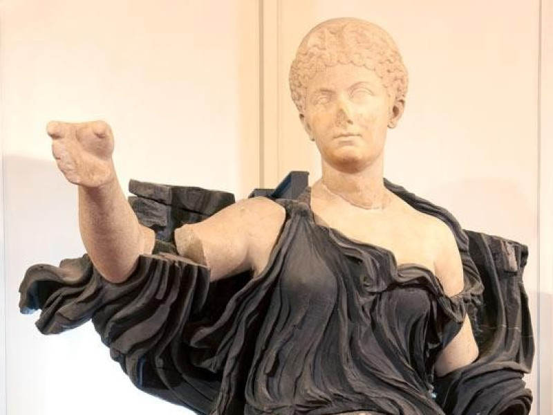 Statua di Matidia Minore Statua di Matidia Minore