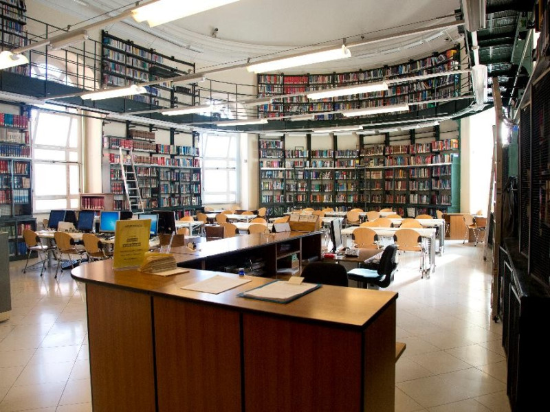 Biblioteca medica statale - Sala consulazione Biblioteca medica statale - Sala consulazione