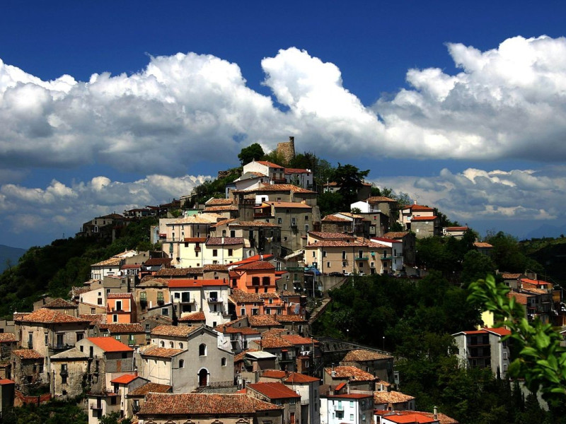 Immagine descrittiva - CC BY-SA Di Explorer di Wikipedia in italiano - Opera propria di chi ha caricato in origine il file, CC BY-SA 3.0, https://commons.wikimedia.org/w/index.php?curid=4758714 Immagine descrittiva - CC BY-SA Di Explorer di Wikipedia in italiano - Opera propria di chi ha caricato in origine il file, CC BY-SA 3.0, https://commons.wikimedia.org/w/index.php?curid=4758714