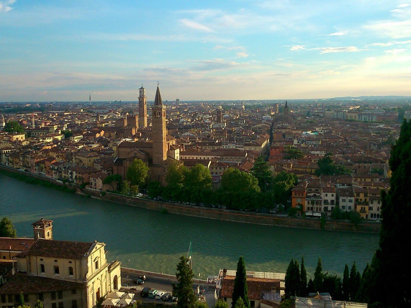 Vista su Verona, "Città degli Innamorati" Vista su Verona, "Città degli Innamorati"