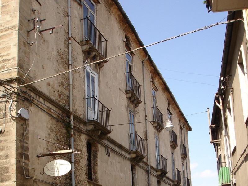 Immagine descrittiva - BY Di Beppeveltri - Opera propria, CC BY-SA 3.0, Collegamento Immagine descrittiva - BY Di Beppeveltri - Opera propria, CC BY-SA 3.0, Collegamento