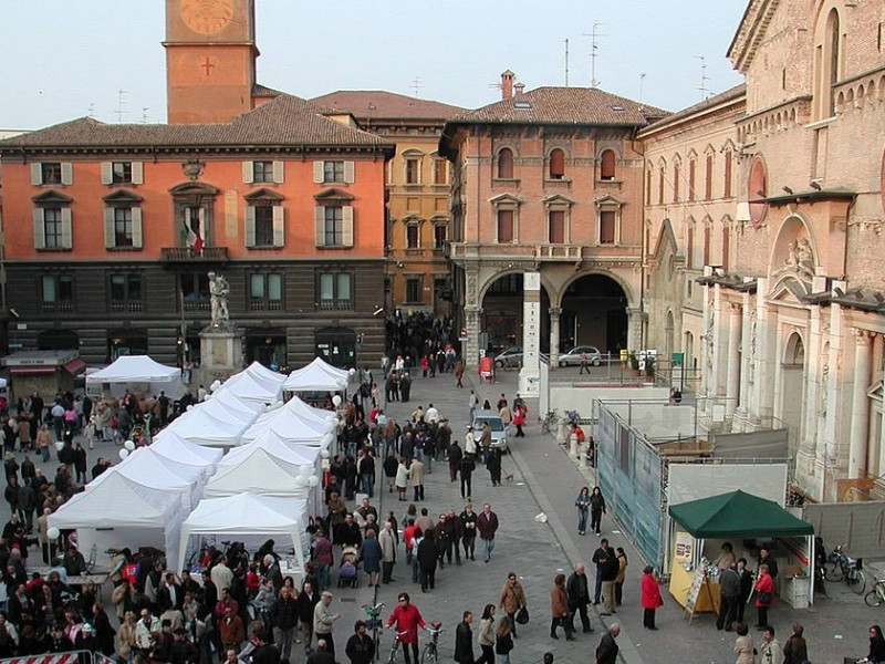 Immagine descrittiva - BY Di Paolo da Reggio - Opera propria, Pubblico dominio, https://commons.wikimedia.org/w/index.php?curid=798117 Immagine descrittiva - BY Di Paolo da Reggio - Opera propria, Pubblico dominio, https://commons.wikimedia.org/w/index.php?curid=798117