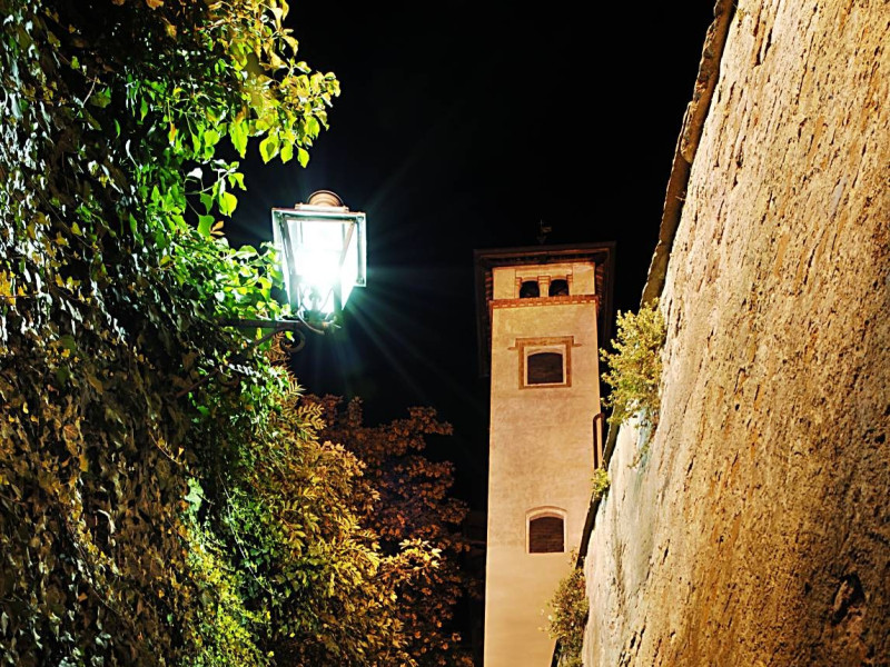 Scorcio Salita Cavassa di Fusaro Scorcio Salita Cavassa di Fusaro