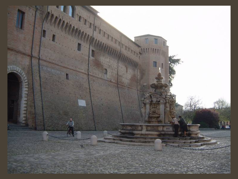 Immagine descrittiva - CC BY-SA Di Nessun autore leggibile automaticamente. Nerijp presunto (secondo quanto affermano i diritti d'autore). - Nessuna fonte leggibile automaticamente. Presunta opera propria (secondo quanto affermano i diritti d'autore)., CC BY-SA 3.0, https://commons.wikimedia.org/w/index.php?curid=1970545 Immagine descrittiva - CC BY-SA Di Nessun autore leggibile automaticamente. Nerijp presunto (secondo quanto affermano i diritti d'autore). - Nessuna fonte leggibile automaticamente. Presunta opera propria (secondo quanto affermano i diritti d'autore)., CC BY-SA 3.0, https://commons.wikimedia.org/w/index.php?curid=1970545