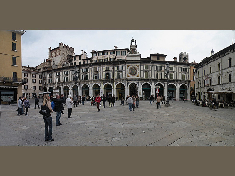 Immagine descrittiva - CC BY-SA Di Vitold Muratov - Opera propria, CC BY-SA 3.0, https://commons.wikimedia.org/w/index.php?curid=25747573 Immagine descrittiva - CC BY-SA Di Vitold Muratov - Opera propria, CC BY-SA 3.0, https://commons.wikimedia.org/w/index.php?curid=25747573