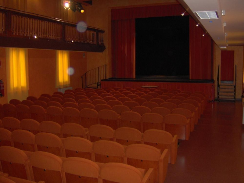 Castello d'Argile, Teatro Comunale Castello d'Argile, Teatro Comunale