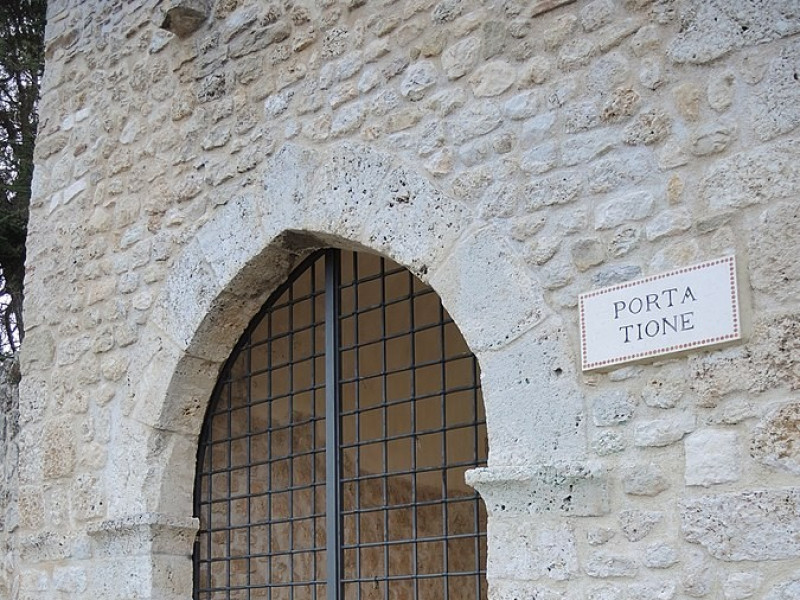 Porta Tione Porta Tione