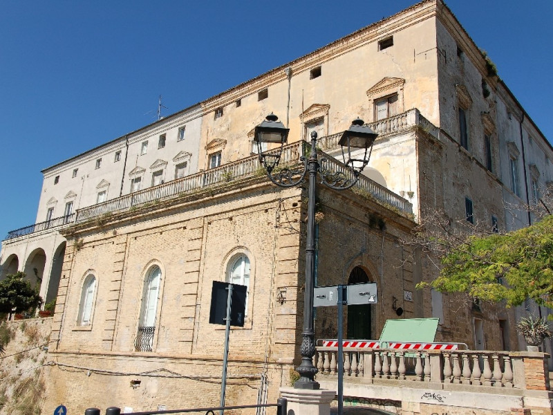Immagine descrittiva - CC BY-SA Di Ra Boe / Wikipedia, CC BY-SA 3.0 de, https://commons.wikimedia.org/w/index.php?curid=17039727 Immagine descrittiva - CC BY-SA Di Ra Boe / Wikipedia, CC BY-SA 3.0 de, https://commons.wikimedia.org/w/index.php?curid=17039727