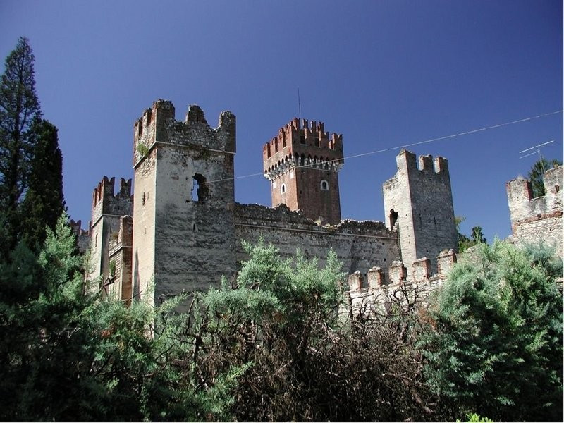 Immagine descrittiva - CC BY-SA CC BY-SA 3.0, https://commons.wikimedia.org/w/index.php?curid=388315 Immagine descrittiva - CC BY-SA CC BY-SA 3.0, https://commons.wikimedia.org/w/index.php?curid=388315