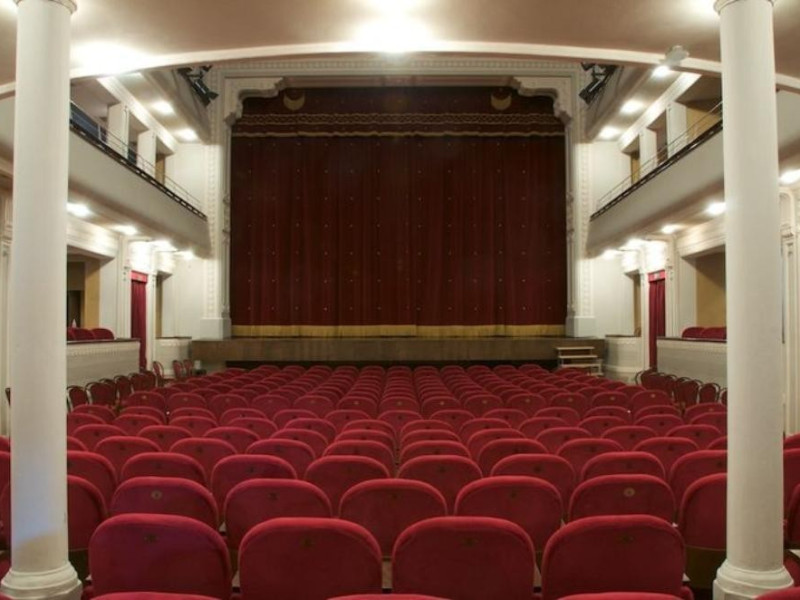 Copparo, Teatro De Micheli
