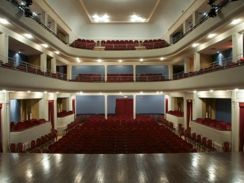 Copparo, Teatro De Micheli