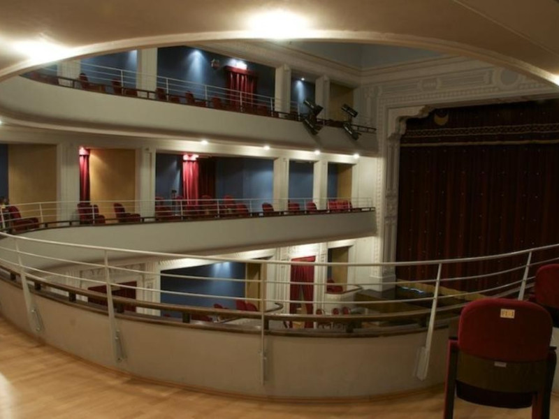 Copparo, Teatro De Micheli