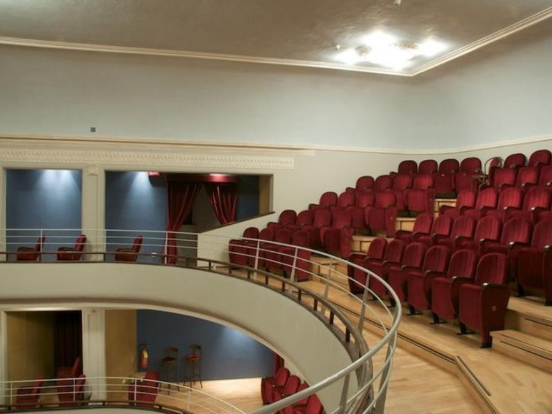 Copparo, Teatro De Micheli
